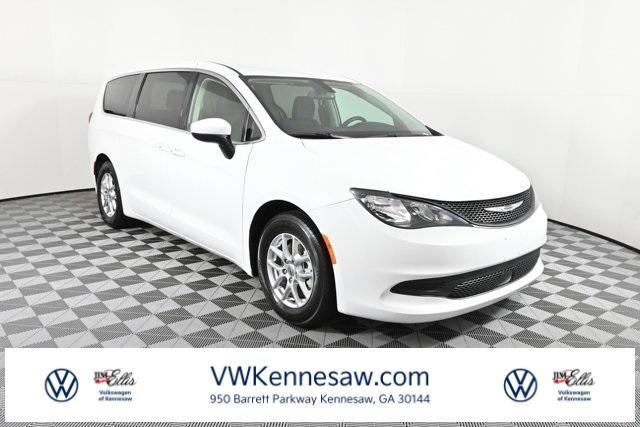 2022 Chrysler Voyager