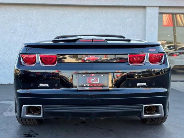 Photo of 2011 Black Chevrolet Camaro