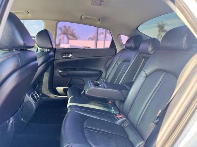 Photo of 2016 Snow White Pearl Kia Optima