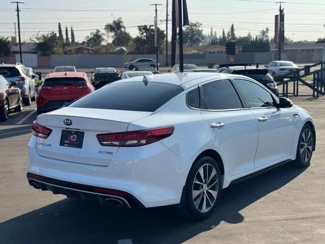 Photo of 2016 Snow White Pearl Kia Optima