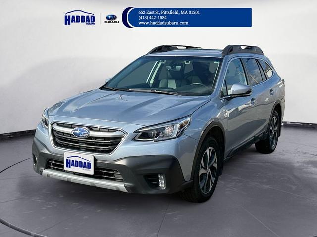 Photo of 2022 Ice Silver Metallic Subaru Outback