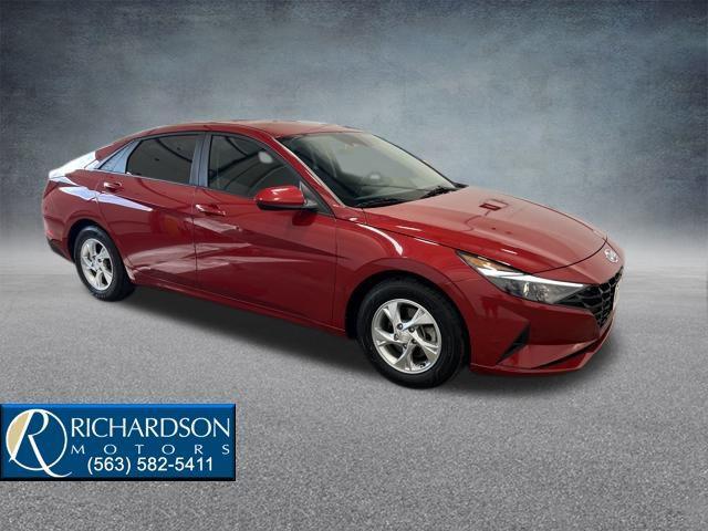 Photo of 2022 Scarlet Red Pearl Hyundai ELANTRA