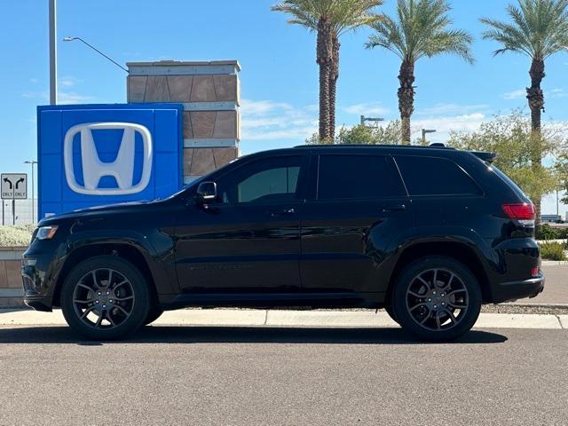 Photo of 2020 Diamond Black Jeep Grand Cherokee