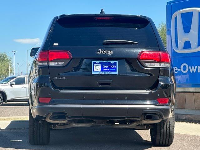 Photo of 2020 Diamond Black Jeep Grand Cherokee