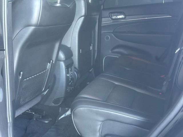 Photo of 2020 Diamond Black Jeep Grand Cherokee