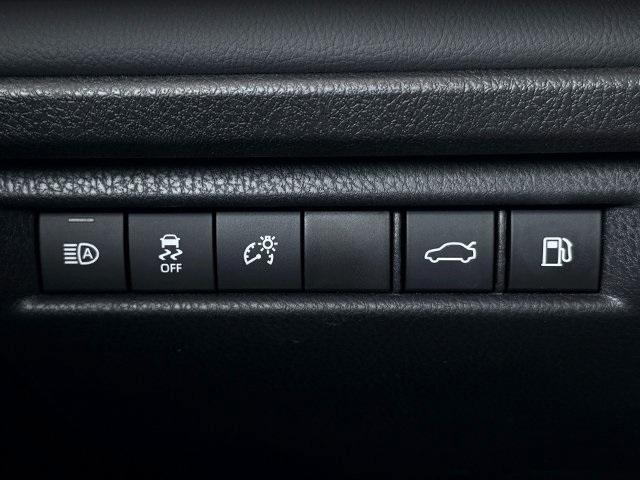 Photo of 2025 Midnight Black Metallic Toyota Camry