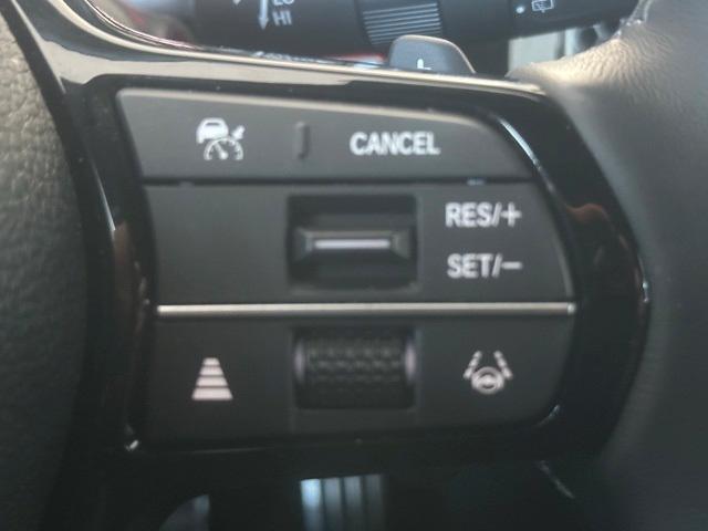 Photo of 2025 White Honda Civic Hybrid