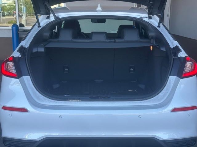 Photo of 2025 White Honda Civic Hybrid