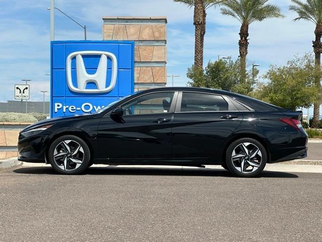 Photo of 2023 Onyx Black Hyundai ELANTRA