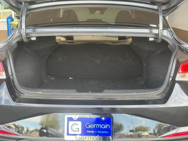Photo of 2023 Onyx Black Hyundai ELANTRA