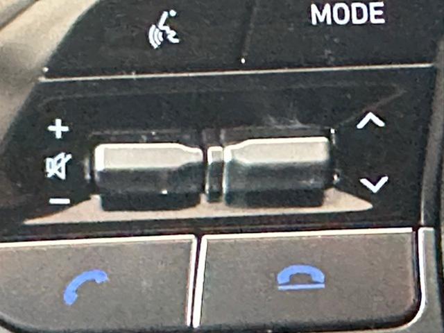 Photo of 2023 Onyx Black Hyundai ELANTRA