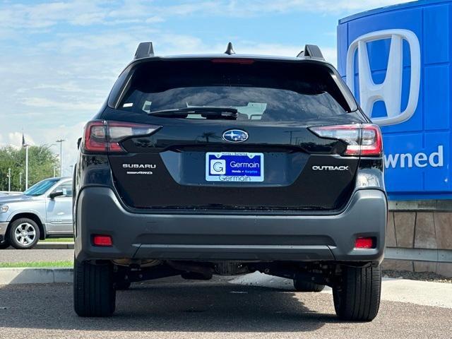 Photo of 2023 Crystal Black Silica Subaru Outback