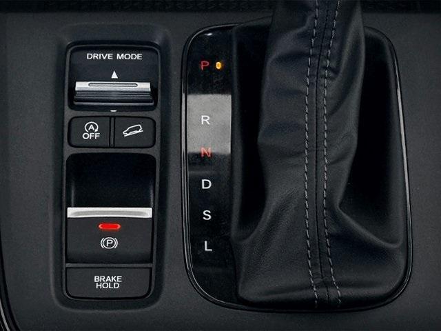 Photo of 2023 Still Night Pearl Honda CR-V