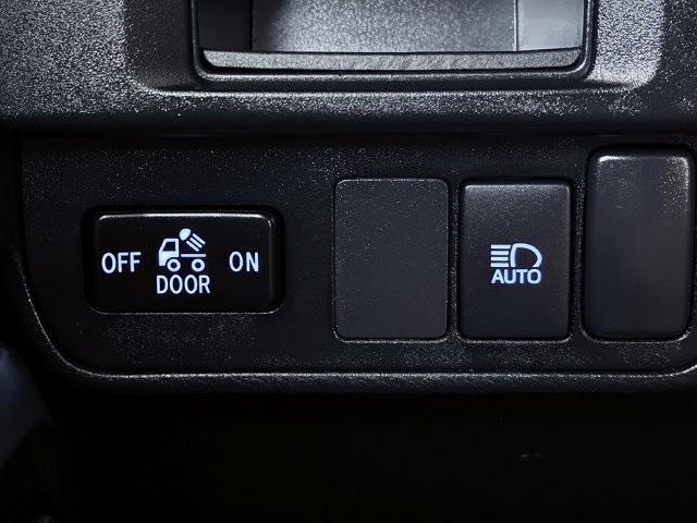 Photo of 2019 Magnetic Gray Metallic Toyota Tacoma