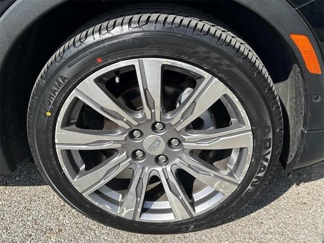 Photo of 2019 Stellar Black Metallic Cadillac XT4