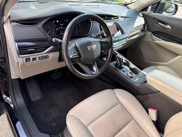 Photo of 2019 Stellar Black Metallic Cadillac XT4
