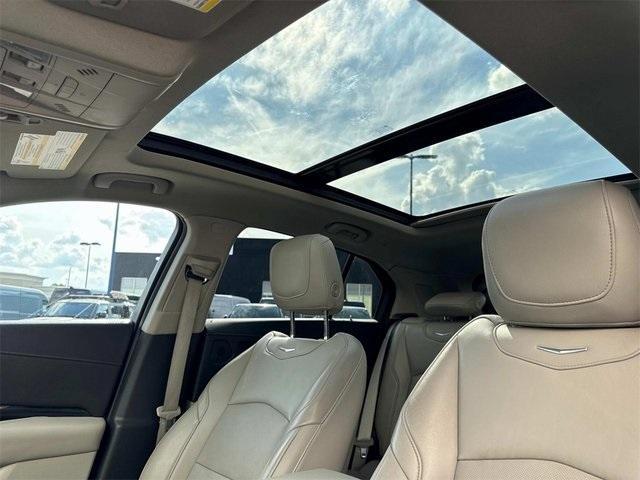 Photo of 2019 Stellar Black Metallic Cadillac XT4