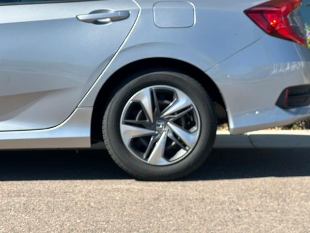 Photo of 2019 Lunar Silver Metallic Honda Civic