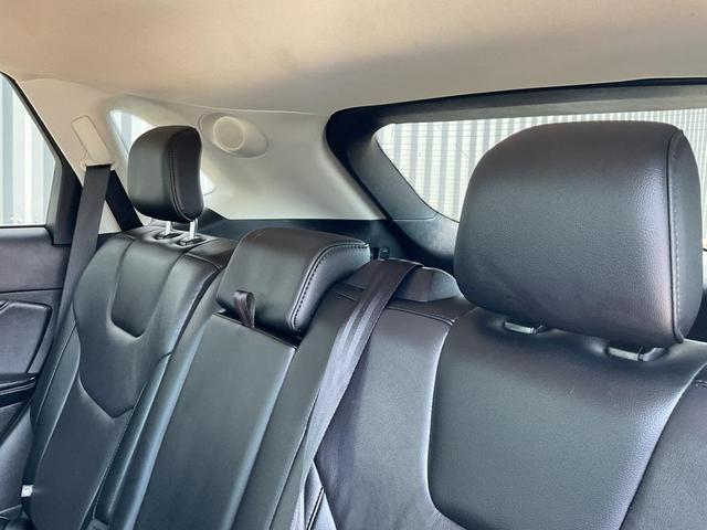 Photo of 2022 Gray Metallic Ford Edge