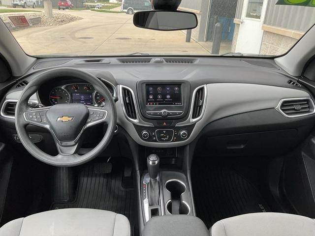 Photo of 2020 Midnight Blue Metallic Chevrolet Equinox