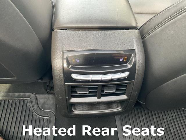 Photo of 2019 Stellar Black Metallic Cadillac XT5