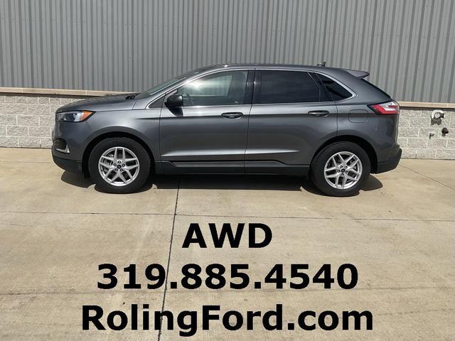 Photo of 2022 Gray Metallic Ford Edge