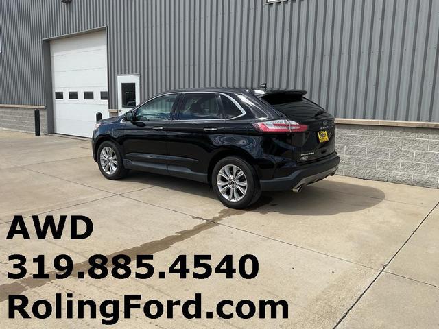 Photo of 2024 Black Metallic Ford Edge