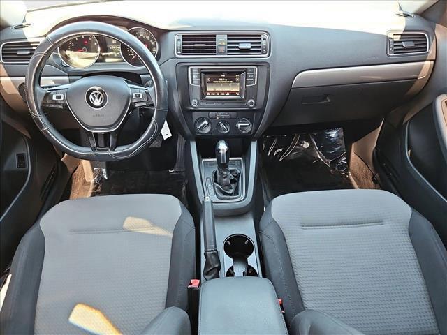 Photo of 2017 Black Volkswagen Jetta