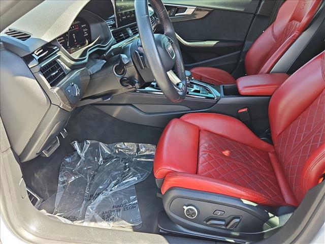 Photo of 2021 Glacier White Metallic Audi S5