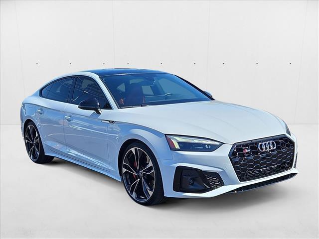 Photo of 2021 Glacier White Metallic Audi S5