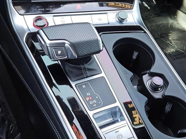 Photo of 2022 Glacier White Metallic Audi S7