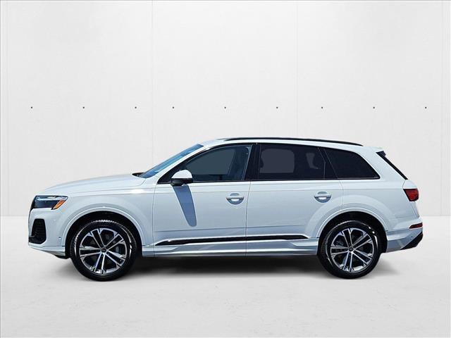 Photo of 2025 Glacier White Metallic Audi Q7