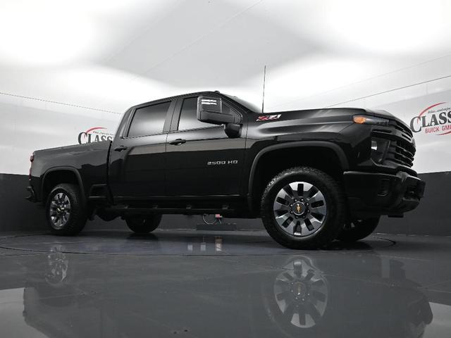 Photo of 2025 Black Chevrolet Silverado 2500