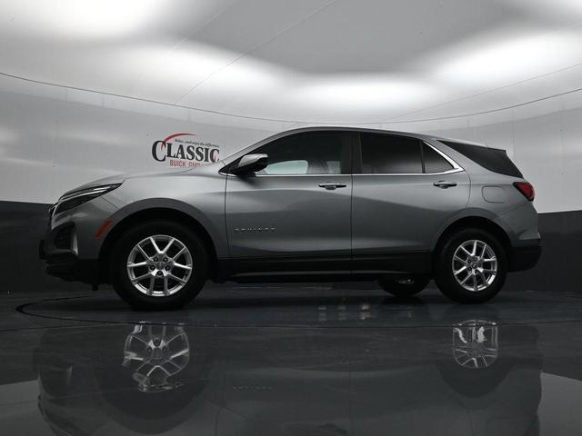 Photo of 2023 Sterling Gray Metallic Chevrolet Equinox