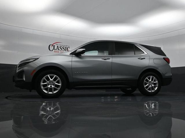 Photo of 2023 Sterling Gray Metallic Chevrolet Equinox