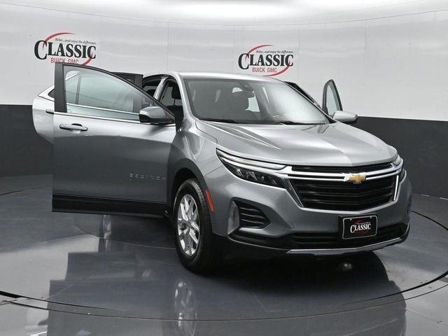 Photo of 2023 Sterling Gray Metallic Chevrolet Equinox