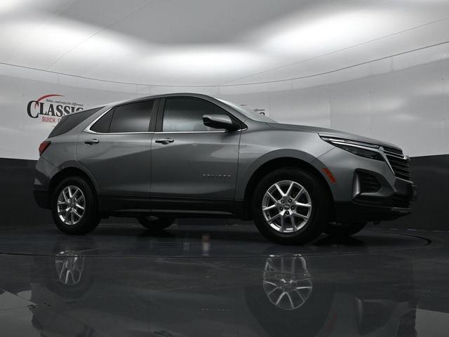 Photo of 2023 Sterling Gray Metallic Chevrolet Equinox
