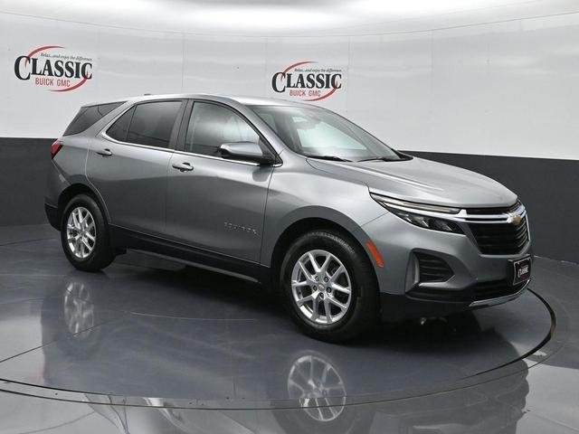 Photo of 2023 Sterling Gray Metallic Chevrolet Equinox