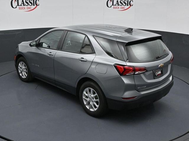 Photo of 2023 Sterling Gray Metallic Chevrolet Equinox