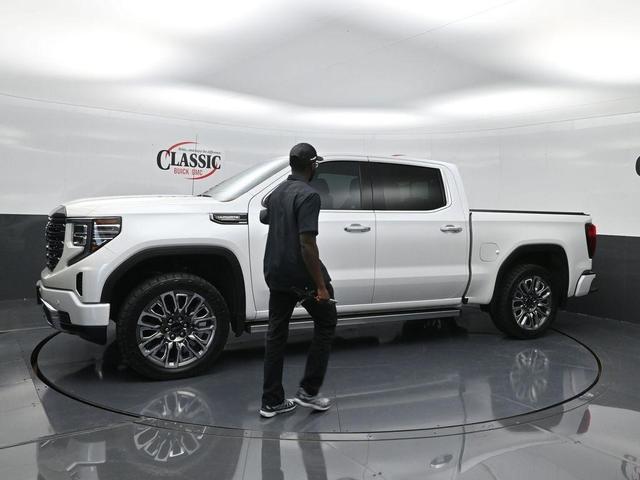 Photo of 2024 White Frost Tri-Coat GMC Sierra 1500