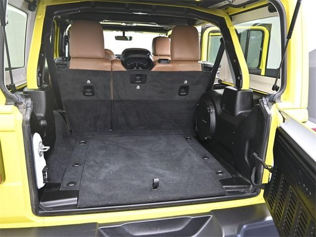 Photo of 2021 Bright White Clearcoat Jeep Wrangler Unlimited