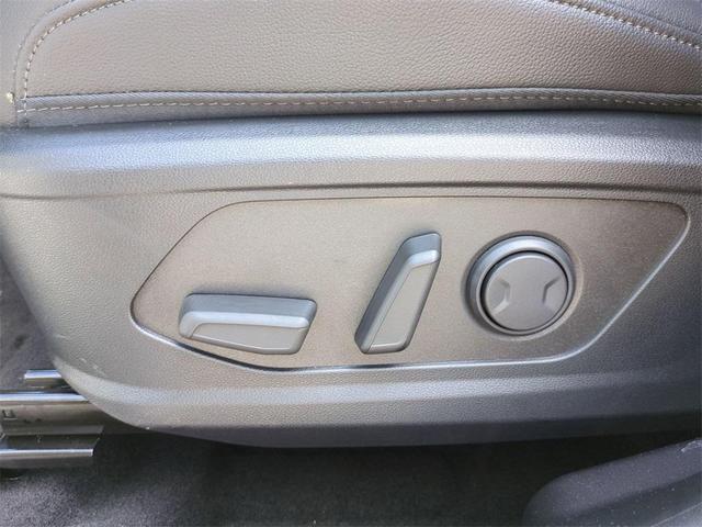 Photo of 2026 Serenity White Pearl Hyundai TUCSON