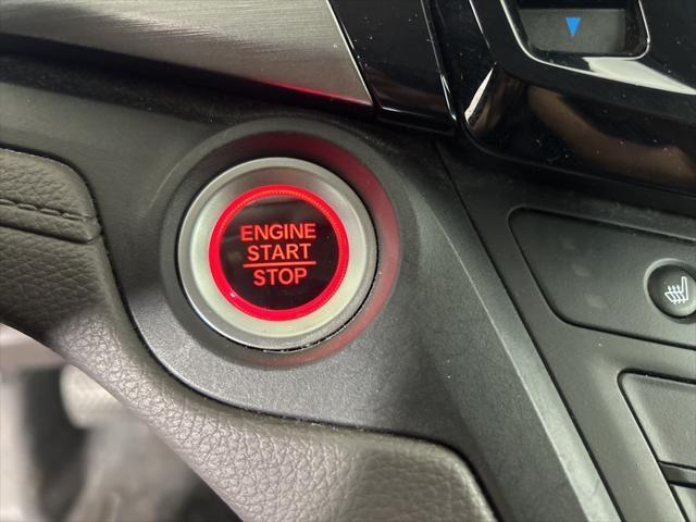 Photo of 2019 White Diamond Pearl Honda Odyssey