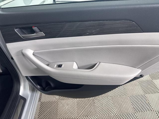 Photo of 2019 Symphony Silver Hyundai SONATA