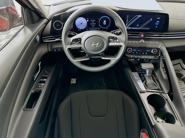 Photo of 2025 Ultimate Red Hyundai ELANTRA