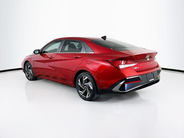Photo of 2025 Ultimate Red Hyundai ELANTRA