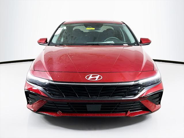 Photo of 2025 Ultimate Red Hyundai ELANTRA