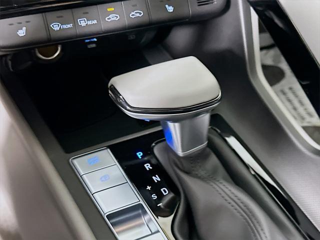 Photo of 2025 Amazon Gray Hyundai ELANTRA