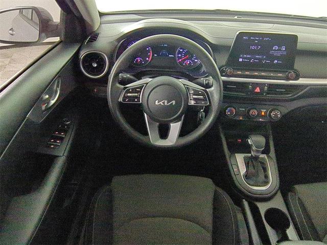 Photo of 2022 Steel Gray Kia Forte