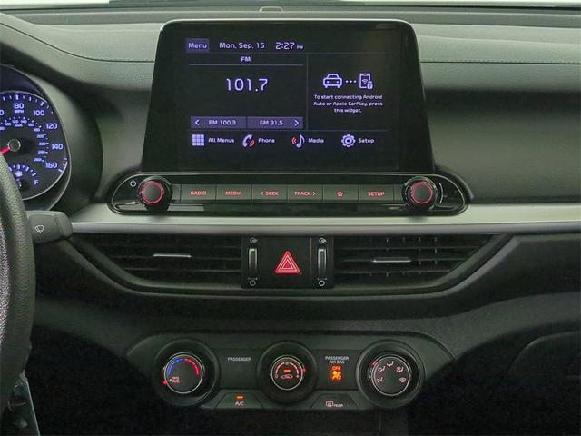 Photo of 2022 Steel Gray Kia Forte